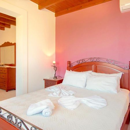 Villa Apollo Agia Pelagia  Esterno foto